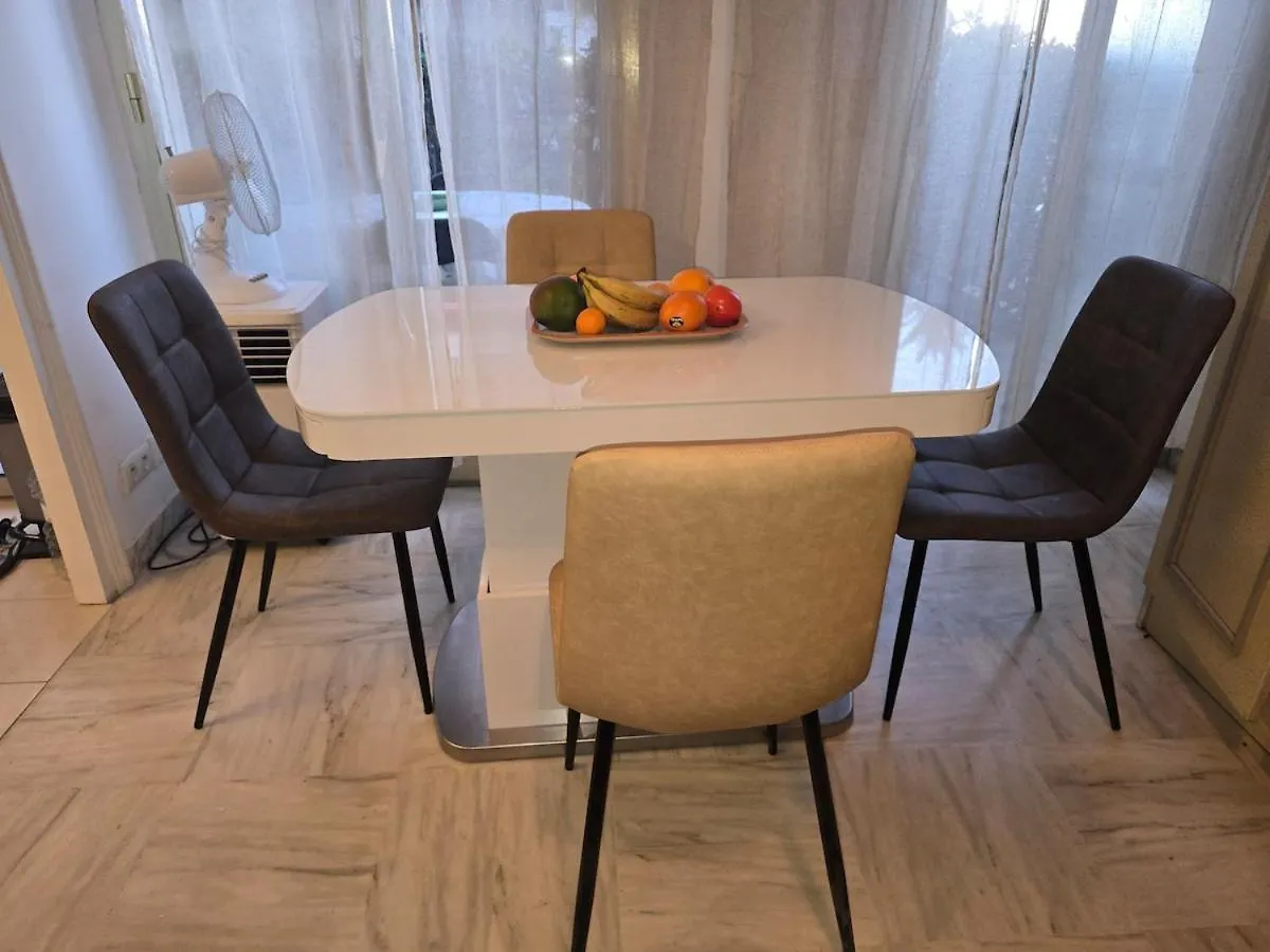 Charmant Studio En Bord De Mer 罗克布吕讷-卡普马丹